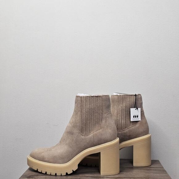 Dolce Vita Women's Caster Waterproof Lug Chelsea Booties Size 8 Mushroom  NWT - Picture 1 of 5